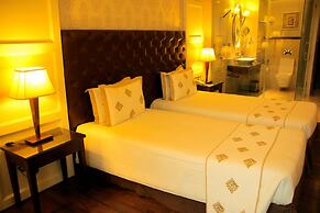 The Pllazio Hotel