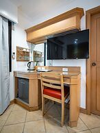 Paladin Hotel