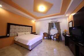 Woodland Hotel