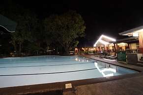 Woodland Hotel