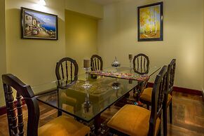 Katari Plaza Cusco El Virrey