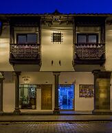 Katari Plaza Cusco El Virrey