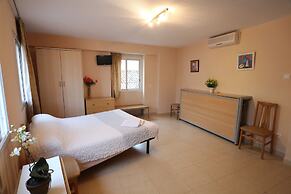 Royal Inn Aparthotel