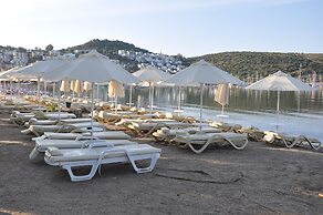 Manuela Hotel