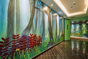 Spring Time Hotel