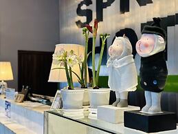 Spring Time Hotel