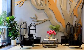 Spring Time Hotel