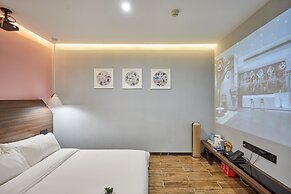 Spring Time Hotel