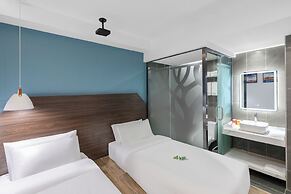Spring Time Hotel