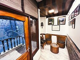 Hotel Kapil