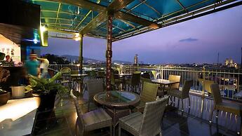 Patong Eyes Hotel