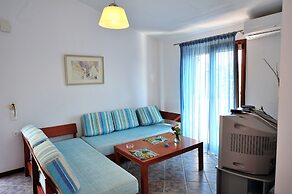 Eye Q Resort