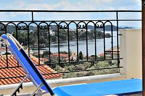 Eye Q Resort