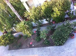 Manine Apartments
