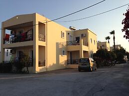Manine Apartments