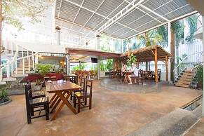 Honey Resort