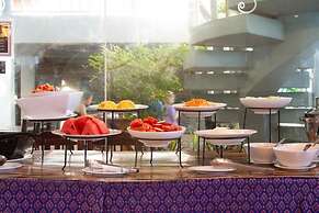 Honey Resort