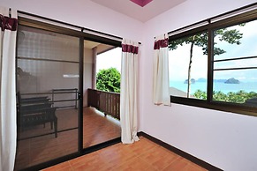 Koh Ngai Cliff Beach Resort