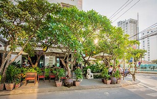 Chu Hotel