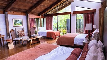 Poas Volcano Lodge