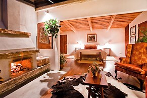 Poas Volcano Lodge