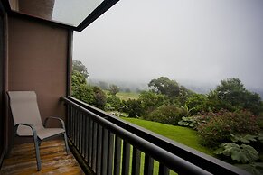 Poas Volcano Lodge