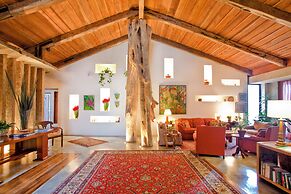 Poas Volcano Lodge