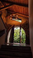 Poas Volcano Lodge