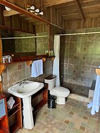 Poas Volcano Lodge