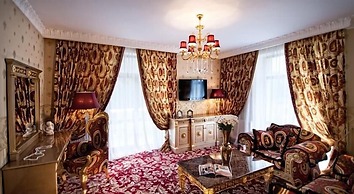 Royal Grand Hotel (Truskavets)