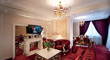 Royal Grand Hotel (Truskavets)