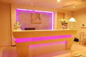 Sarovar Portico Naraina Delhi