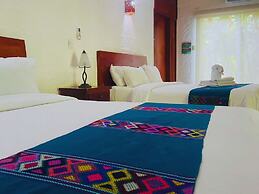 Hotel La Aldea del Halach Huinic