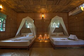 Palm Village Resort & Spa