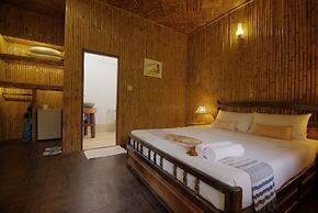 Palm Village Resort & Spa