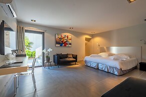 Lafitenia Resort