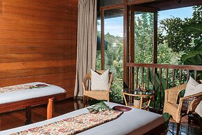 Ambong Rainforest Retreat