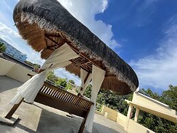 Palms Cove Resort