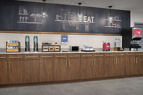Hampton Inn & Suites Williston