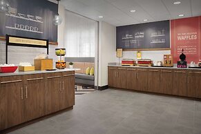 Hampton Inn & Suites Williston