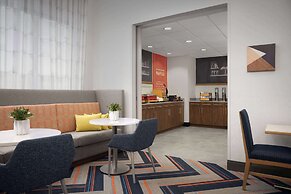 Hampton Inn & Suites Williston