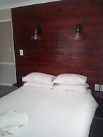 Bains Lodge