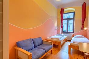 Hostel Mondpalast