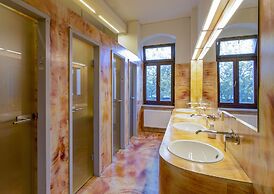 Hostel Mondpalast