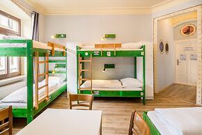 Hostel Mondpalast