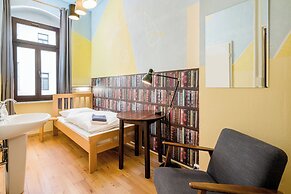Hostel Mondpalast