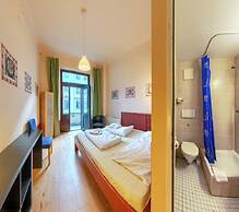 Hostel Mondpalast