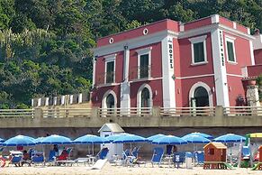 Albergo Residence Villa a Mare