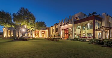 Lariya Resort