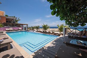 Scuba Lodge City Beach